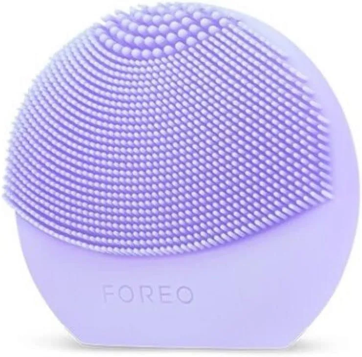 FOREO LUNA play plus 2 - Facial Cleansing Brush - 1-min Deep Facial Cleanser - Travel Accessories - Silicone Face Massager - Holiday Essentials - Ultra-hygienic - All Skin Types - I lilac you!